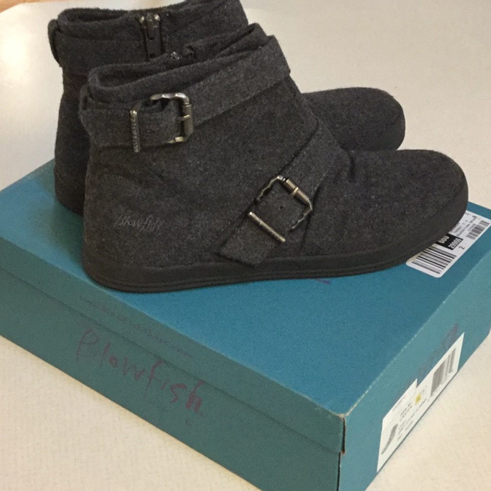 Blowfish Crater Grey 2Tone Flannel Ankle Boots 7